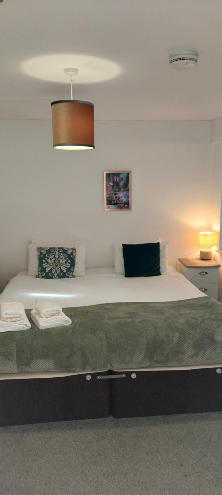 Modern, Well Located En-Suite Rooms With Parking - Orbitat Accommodations Cambridge  Ngoại thất bức ảnh